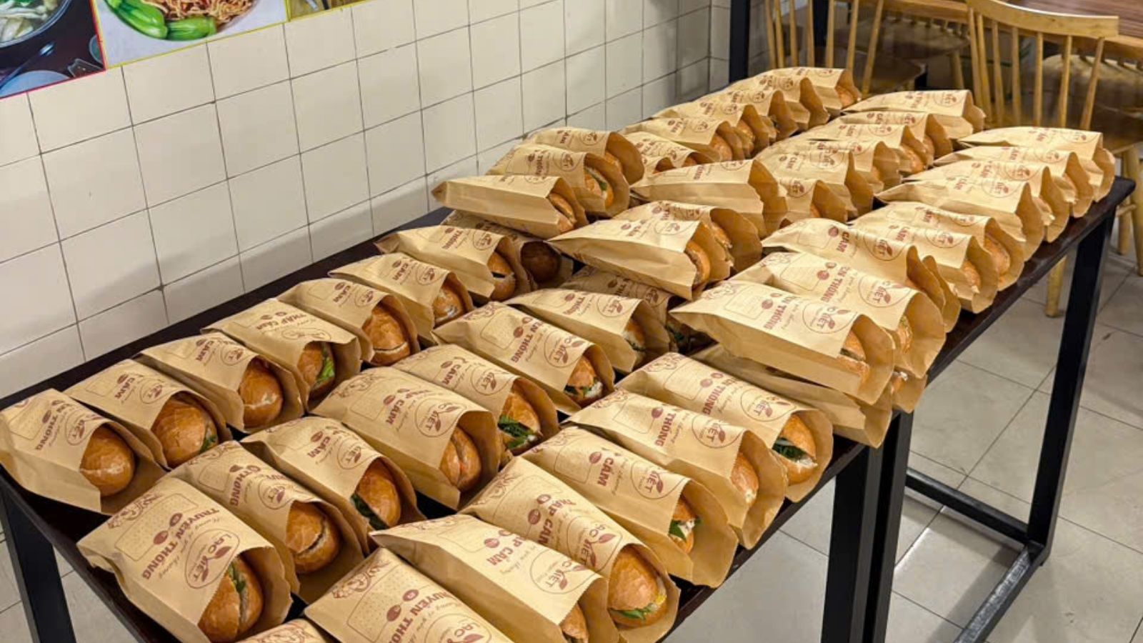 Bánh Mì Chay Lạc Việt