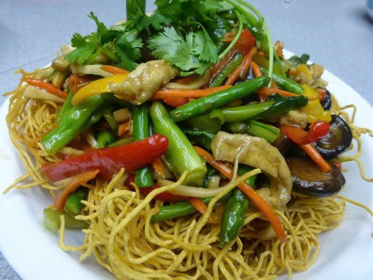 Mì Xào Giòn Chay