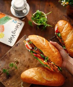 Bánh Mì Chay Lạc Việt