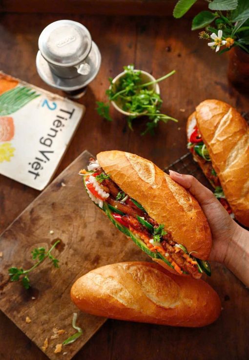 Bánh Mì Chay Lạc Việt