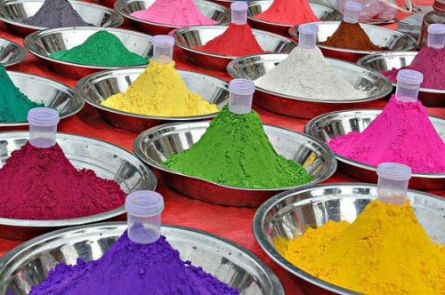 phụ gia tạo màu chất lượng