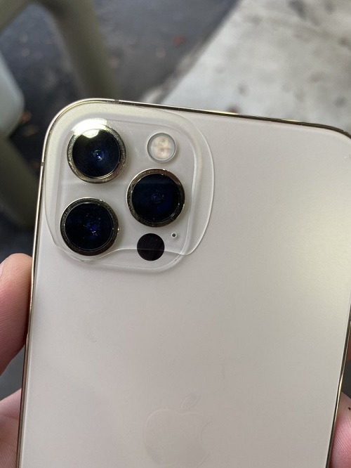 iPhone-12-bi-troc-son
